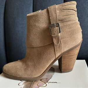 Jessica Simpson size 9 Clarry totally taupe boot